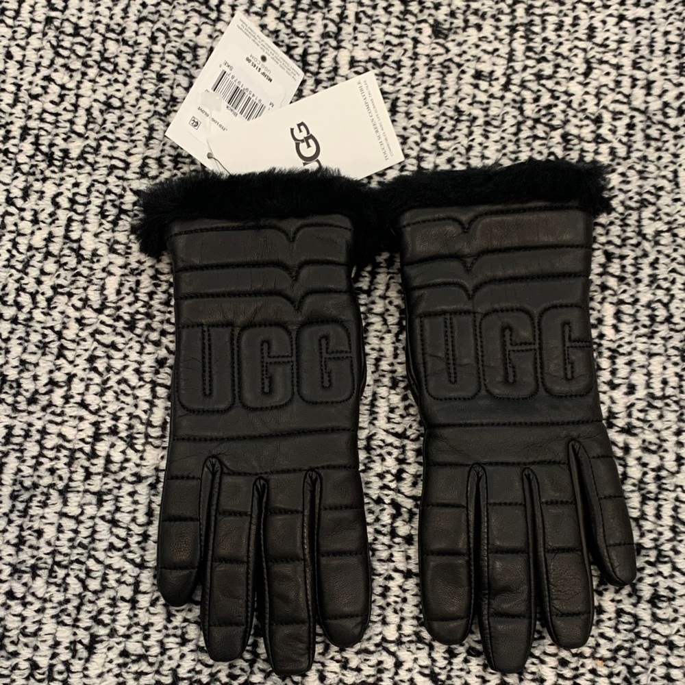 NWT UGG Black Quilted Leather Gloves with Shearling Cuff